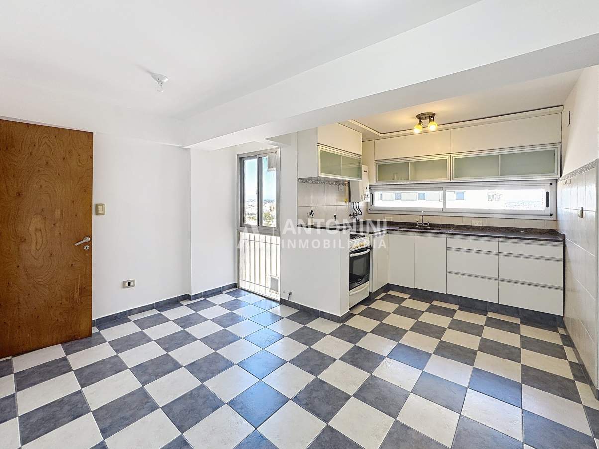 Depto. en Venta de 3 Dormitorios en Cofico Piso 15 Exc Vistas mejor Zona