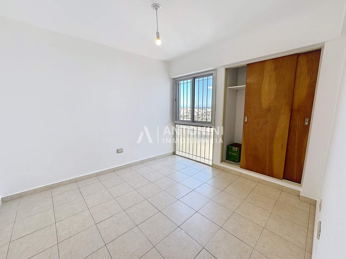 Depto. en Venta de 3 Dormitorios en Cofico Piso 15 Exc Vistas mejor Zona