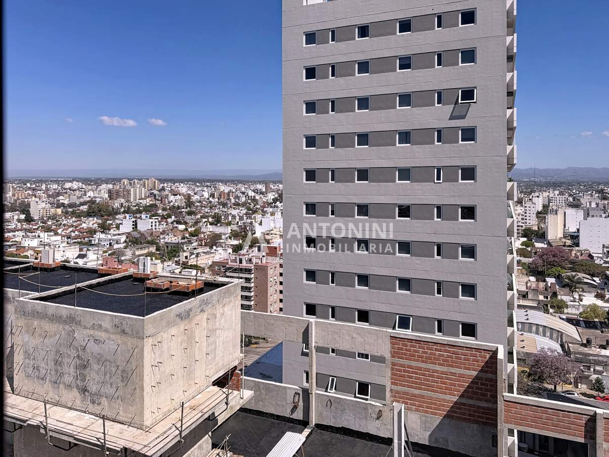 Depto. en Venta de 3 Dormitorios en Cofico Piso 15 Exc Vistas mejor Zona