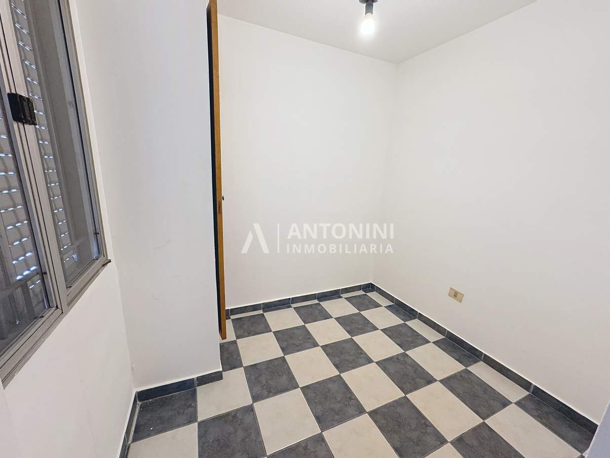 Depto. en Venta de 3 Dormitorios en Cofico Piso 15 Exc Vistas mejor Zona