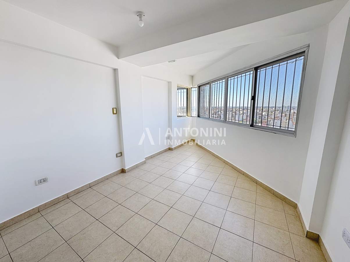Depto. en Venta de 3 Dormitorios en Cofico Piso 15 Exc Vistas mejor Zona