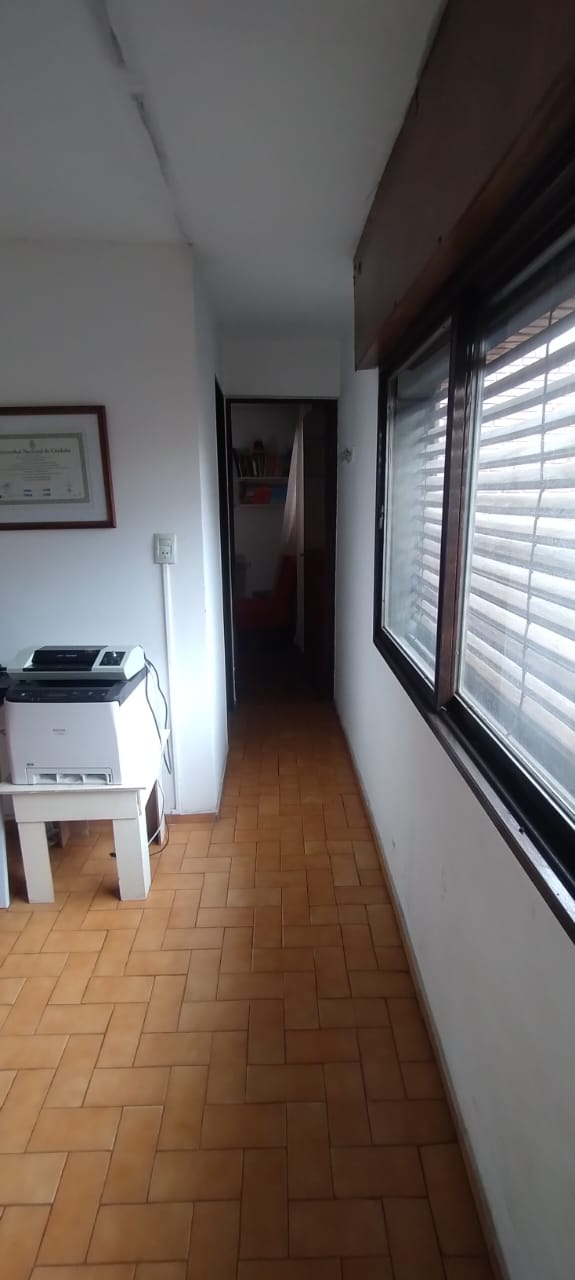 Venta de departamento 1 dormitorio en Alto Alberdi -27 de Abril
