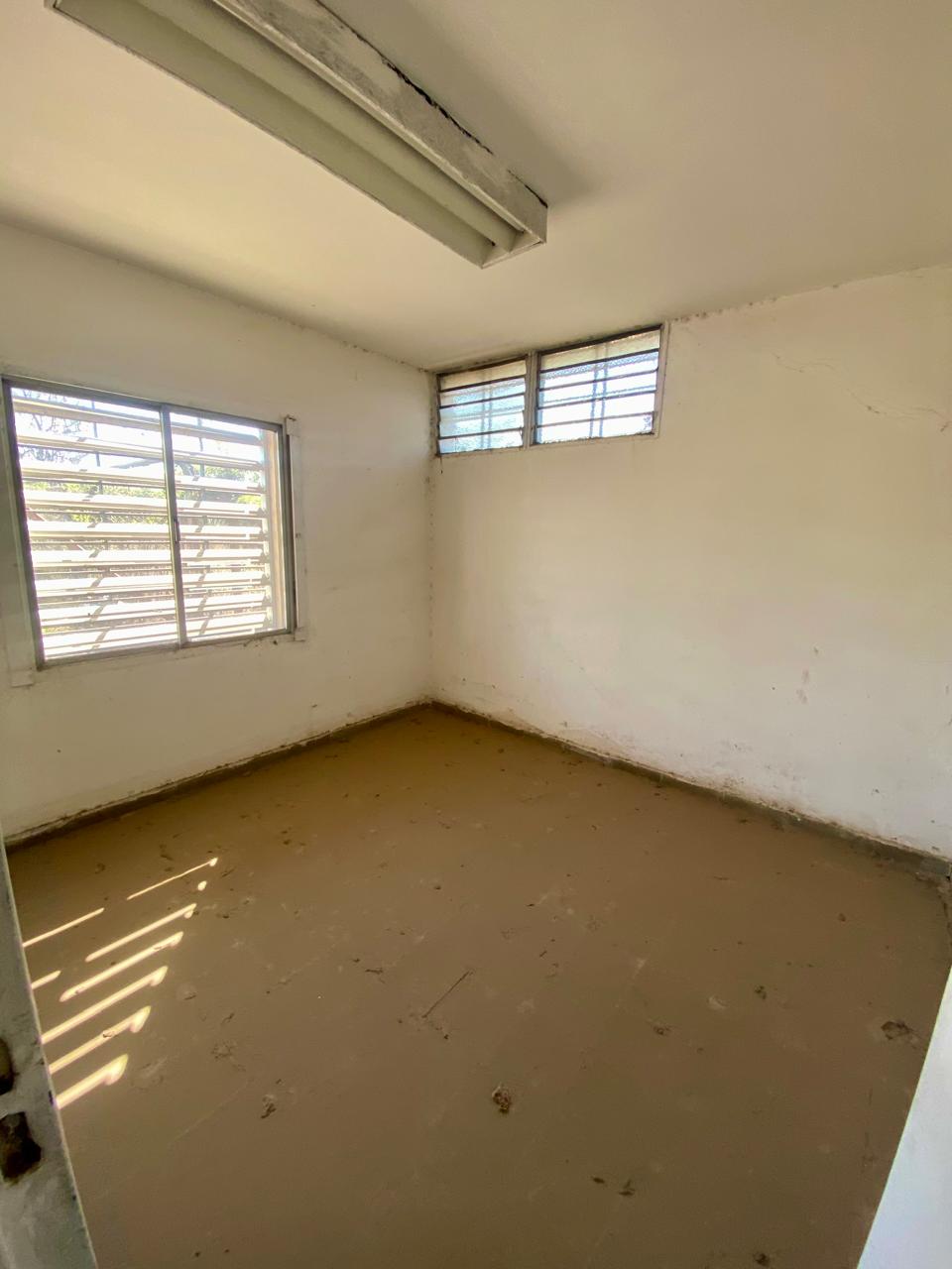 vendo fabrica en Av jJapon excelente ubicación y precio