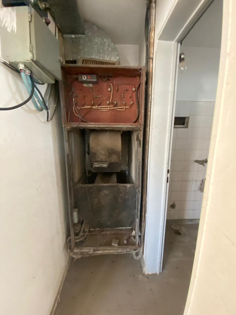 vendo fabrica en Av jJapon excelente ubicación y precio