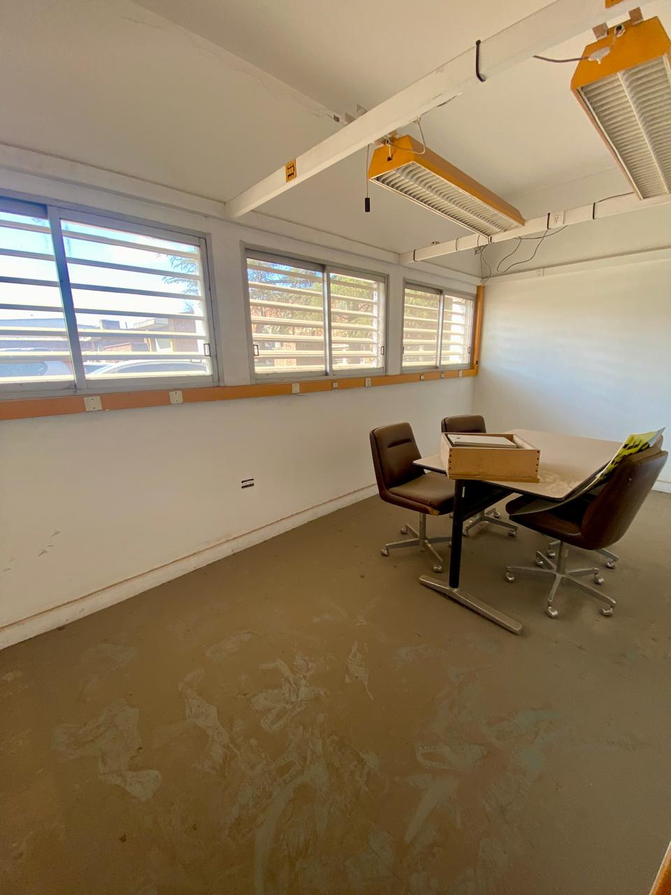 vendo fabrica en Av jJapon excelente ubicación y precio