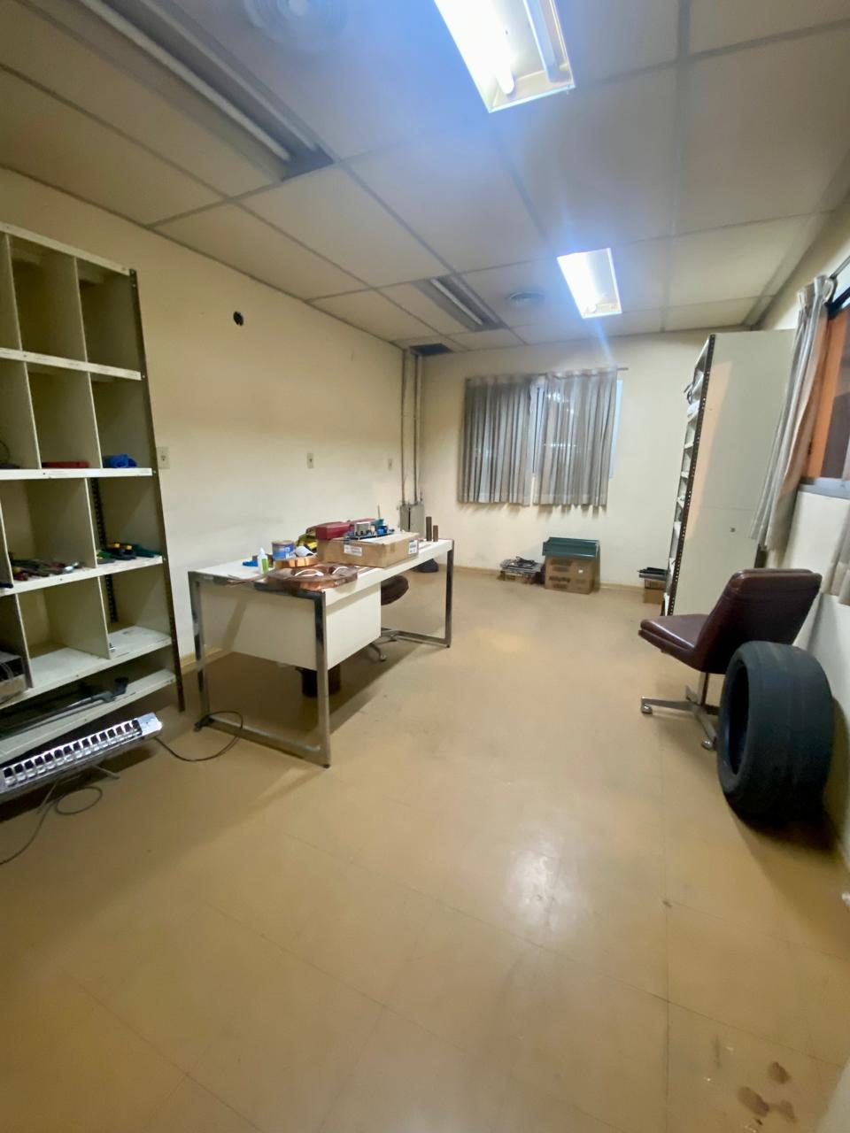 vendo fabrica en Av jJapon excelente ubicación y precio