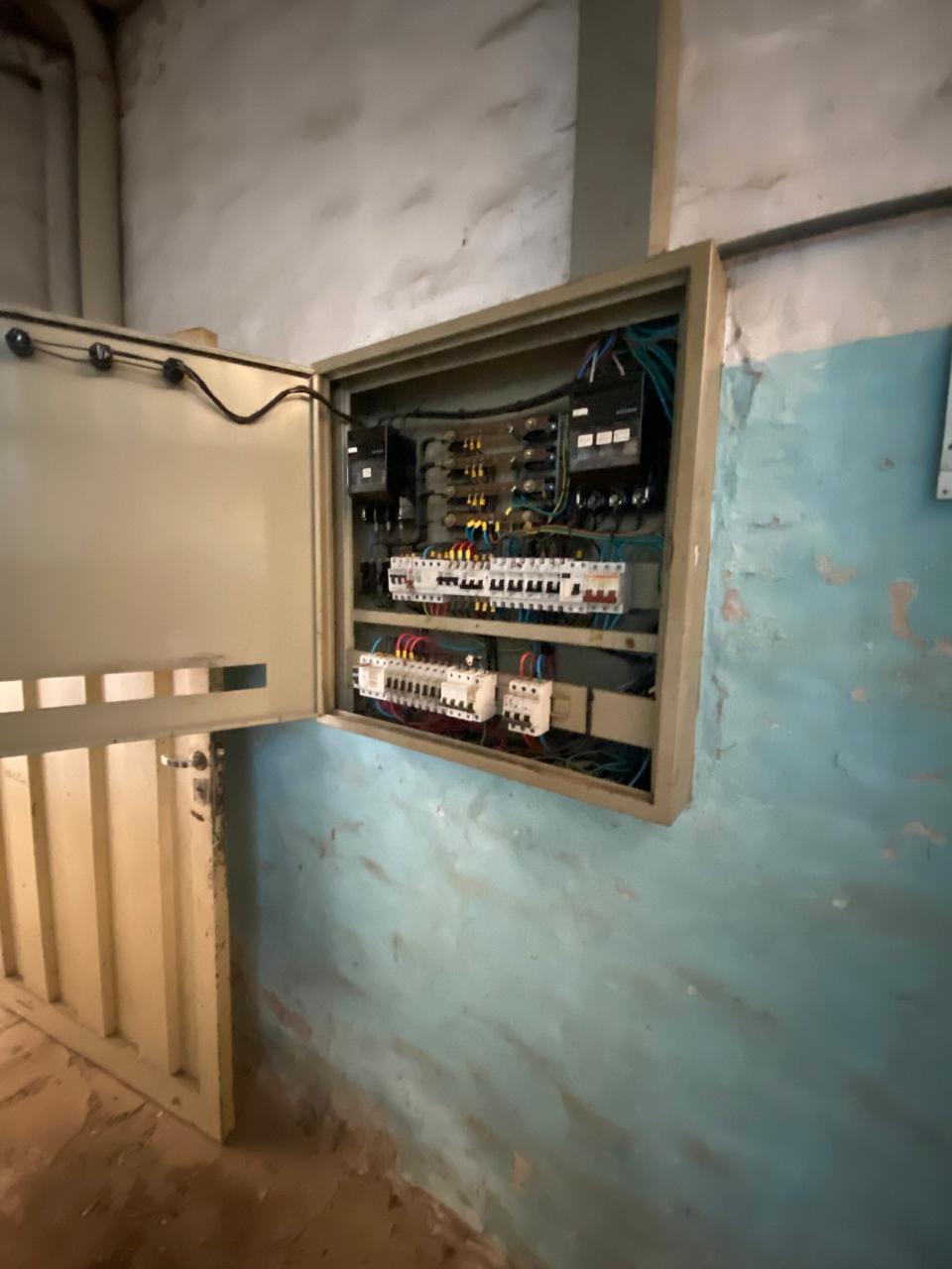 vendo fabrica en Av jJapon excelente ubicación y precio