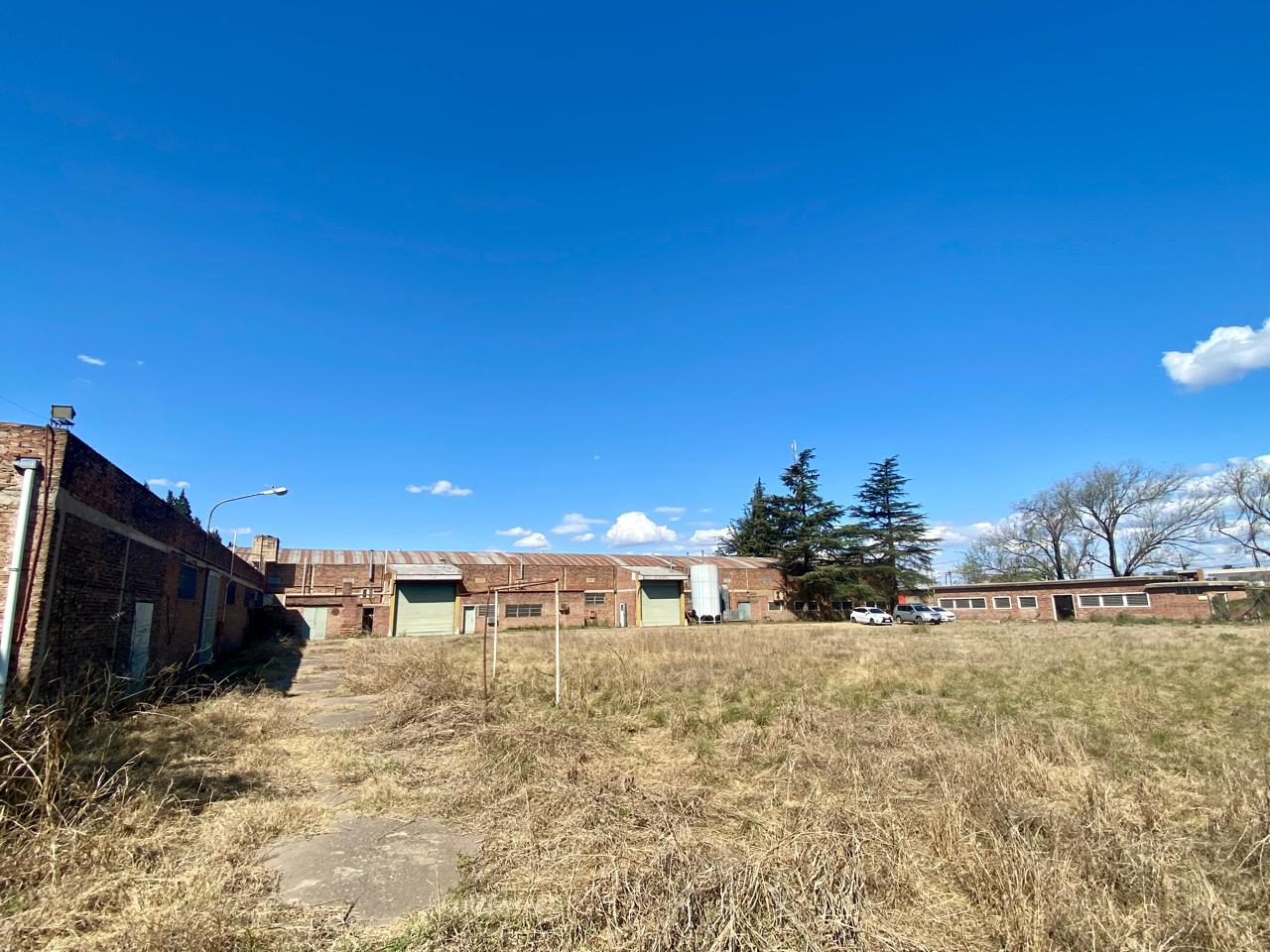 vendo fabrica en Av jJapon excelente ubicación y precio