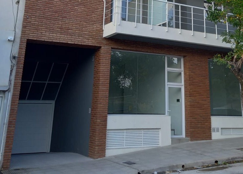 Vendo Local Comercial en Nueva Córdoba ( con renta vigente)