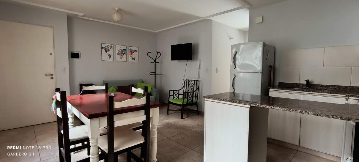 MUDATE HOY! DPTO AMOBLADO EN B GRAL PAZ - ZONA HOSPITALES