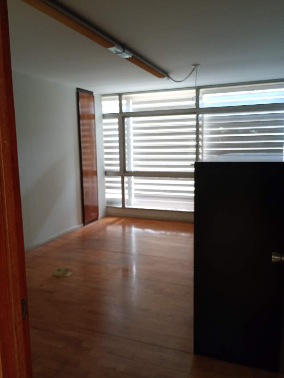 Importante piso oficinas 600 m en pleno ctro z peatonal de Córdoba - Expensas bajas