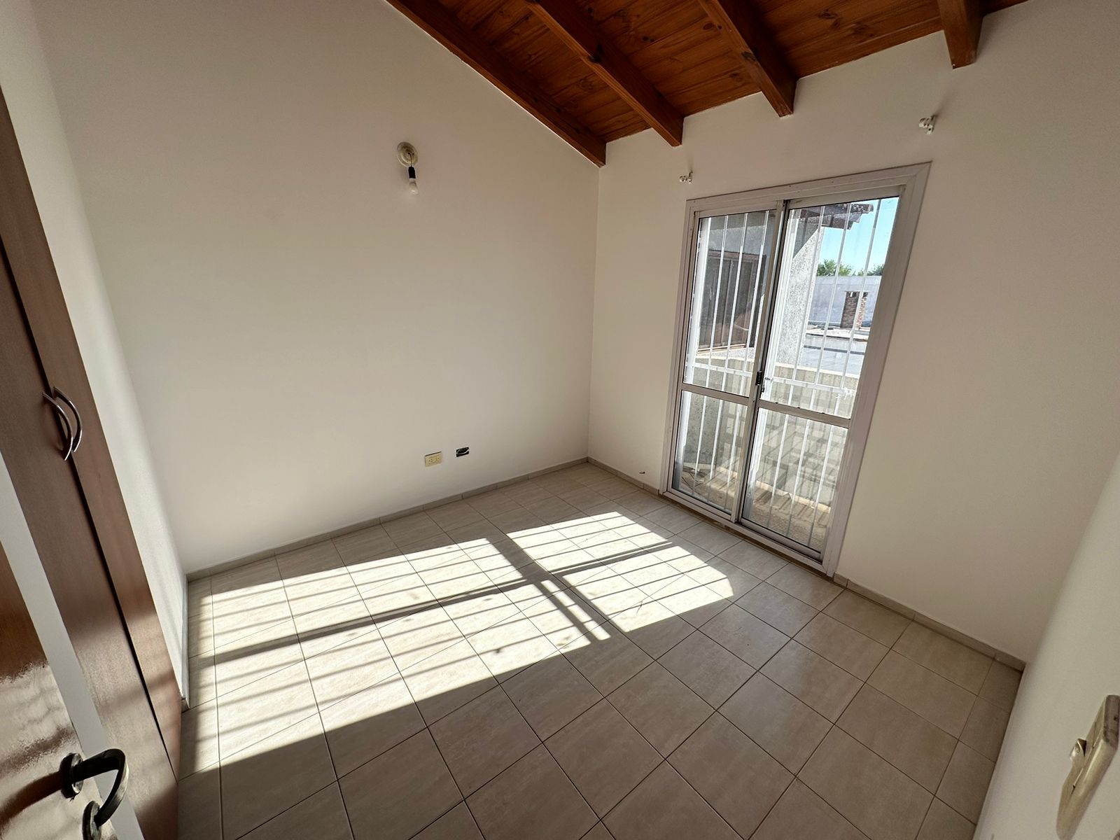 Duplex en ALQUILER zona sur 3 dormitorios