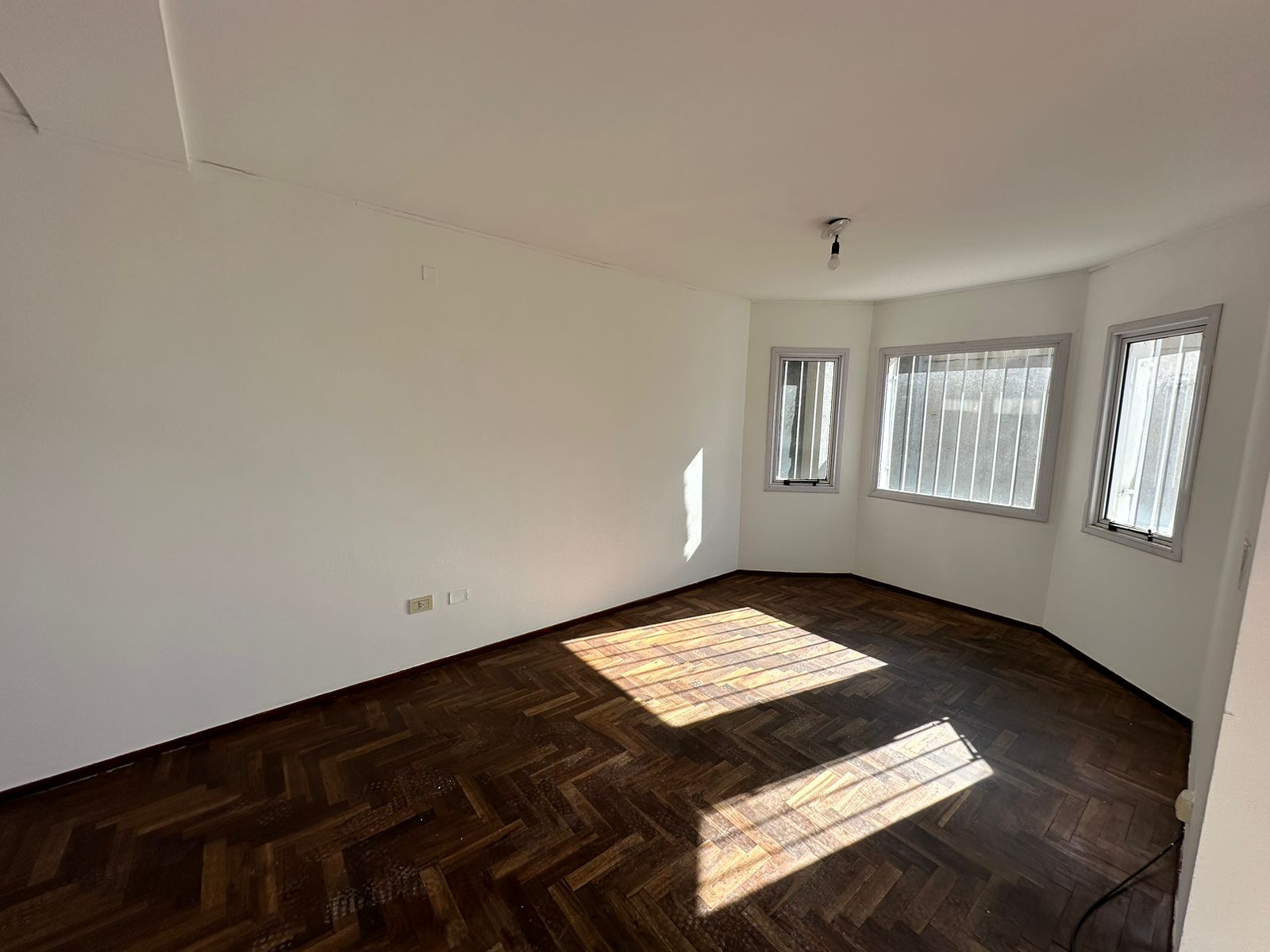 Duplex en ALQUILER zona sur 3 dormitorios