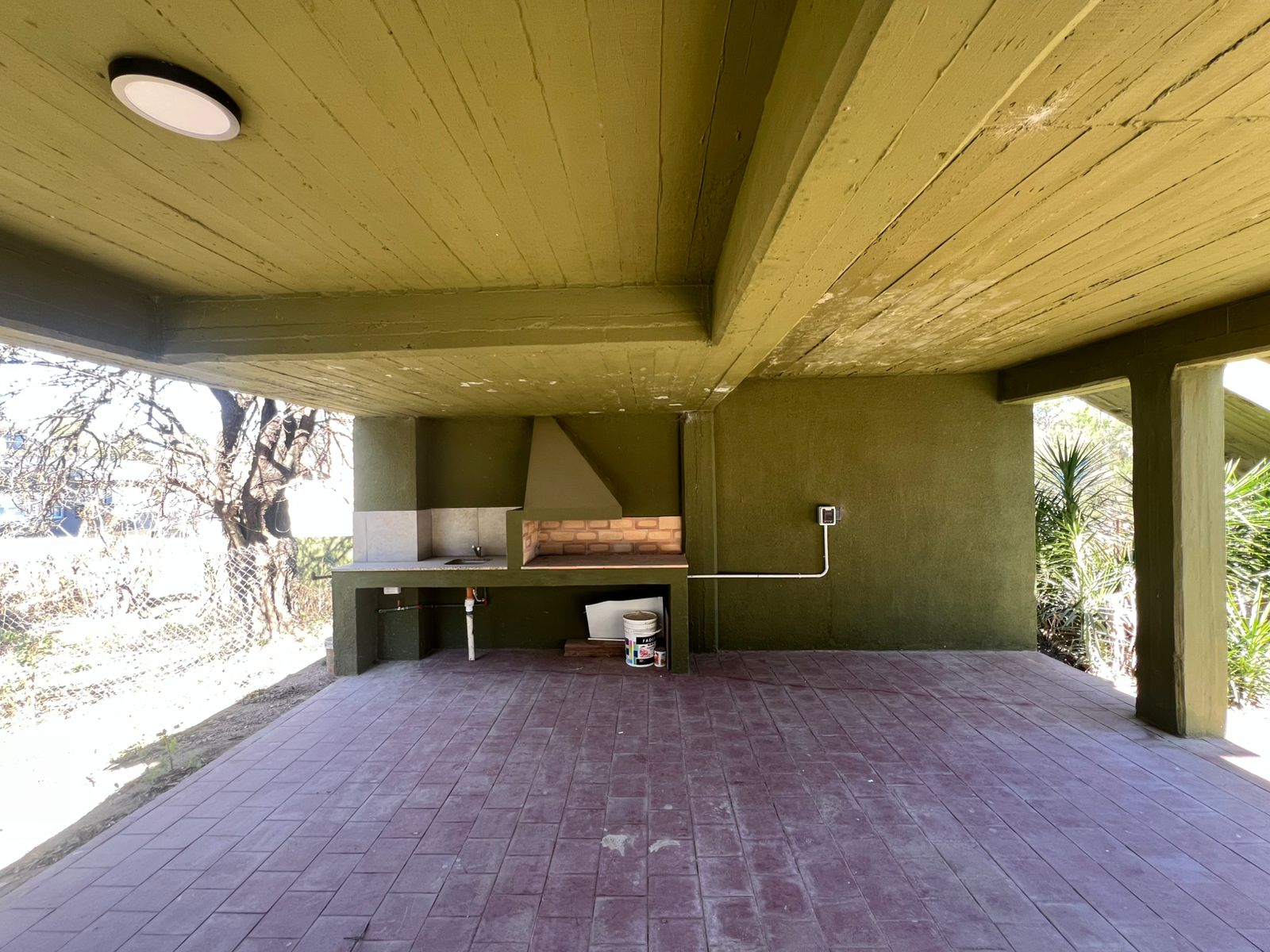 DUPLEX EN VENTA VILLA DEL LAGO - 1 DORMITORIO CCOCHERA  TOTALMENTE RENOVADO-