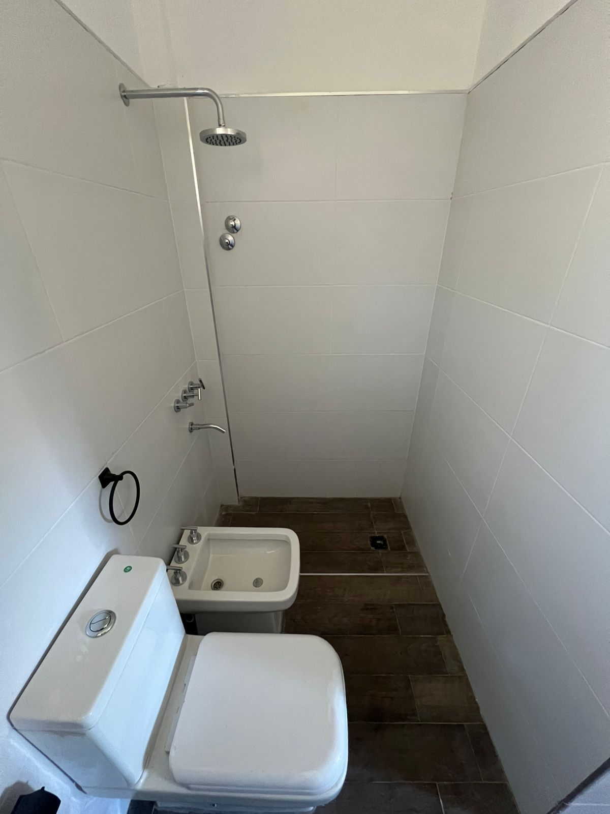 DUPLEX EN VENTA VILLA DEL LAGO - 1 DORMITORIO CCOCHERA  TOTALMENTE RENOVADO-