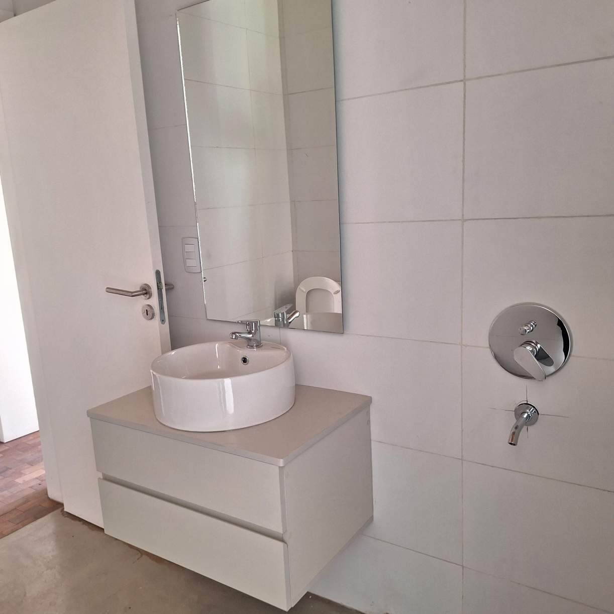 CASA EN VENTA (A ESTRENAR)