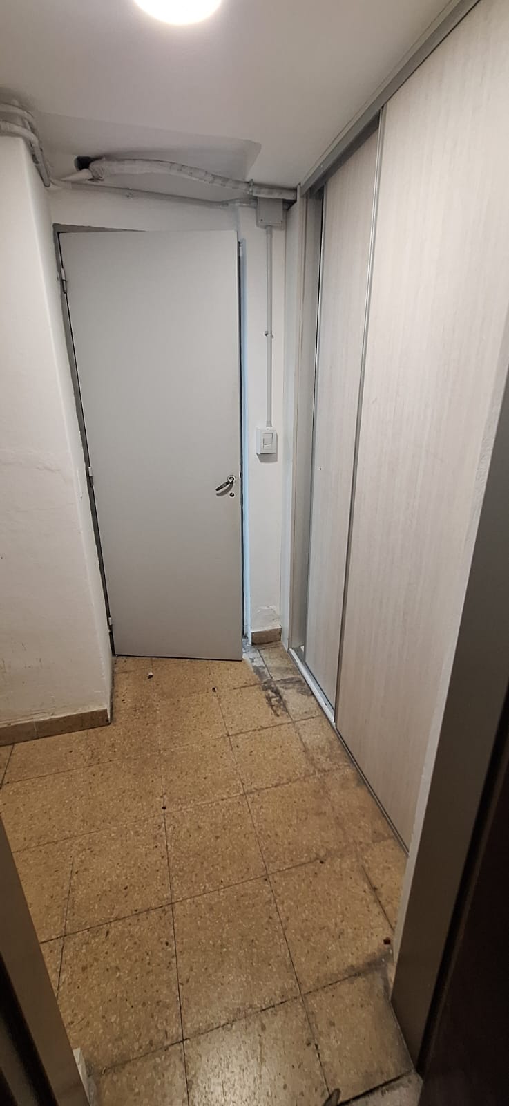 ALQ. LOCAL COMERCIAL- ALBERDI- SANTA ROSA 1200- AMPLIO