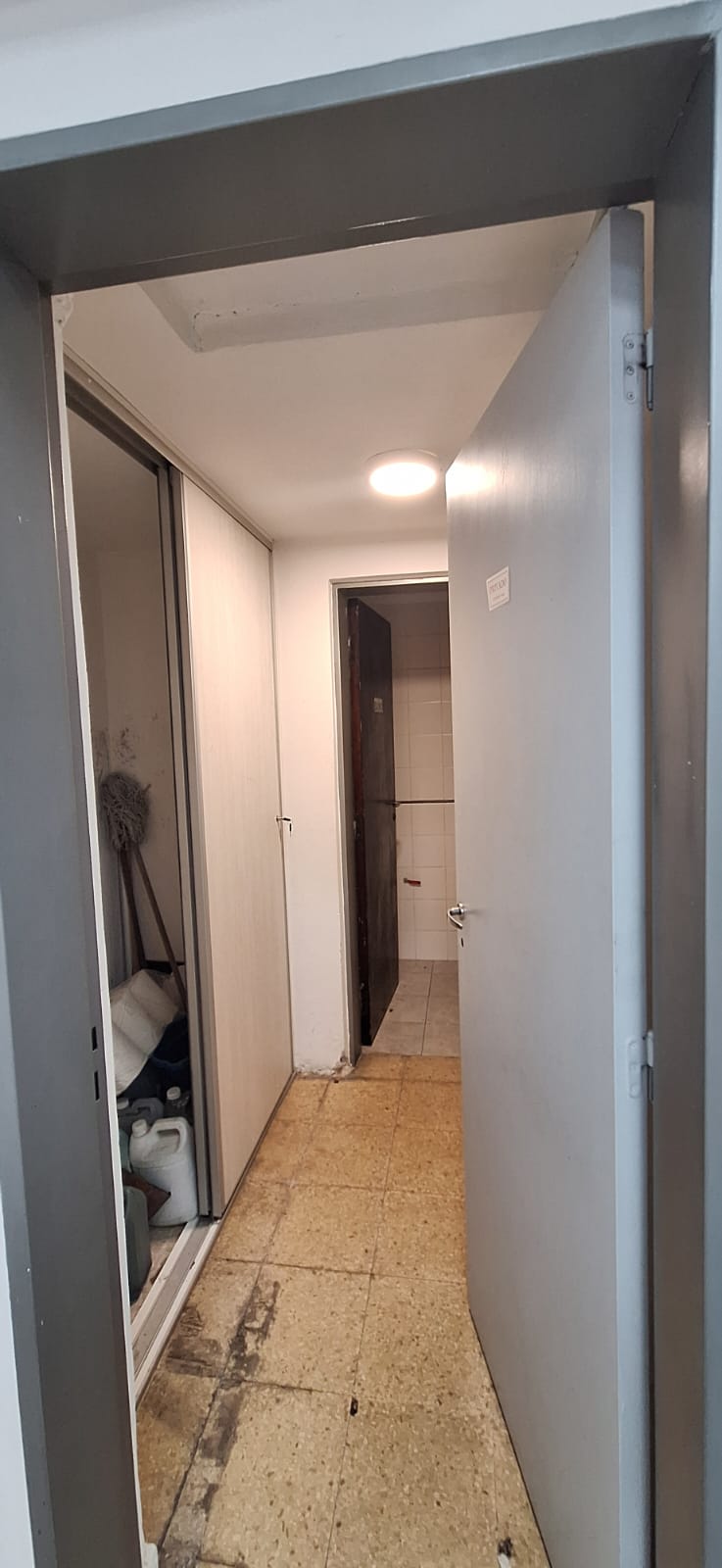 ALQ. LOCAL COMERCIAL- ALBERDI- SANTA ROSA 1200- AMPLIO