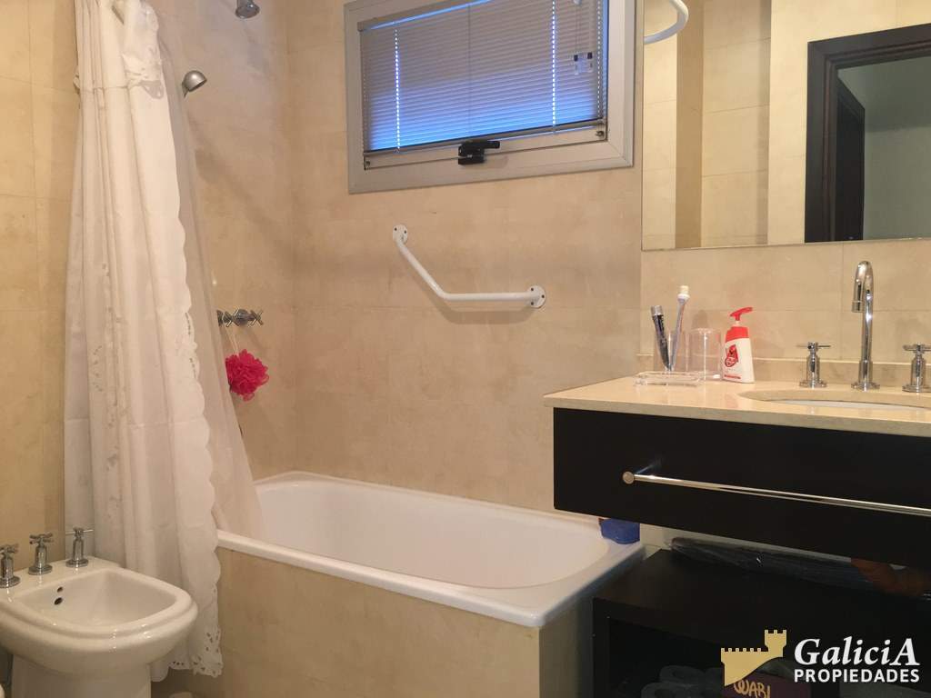 Lujos Depto 3 dorm ccochera - Vilanova - Va Belgrano