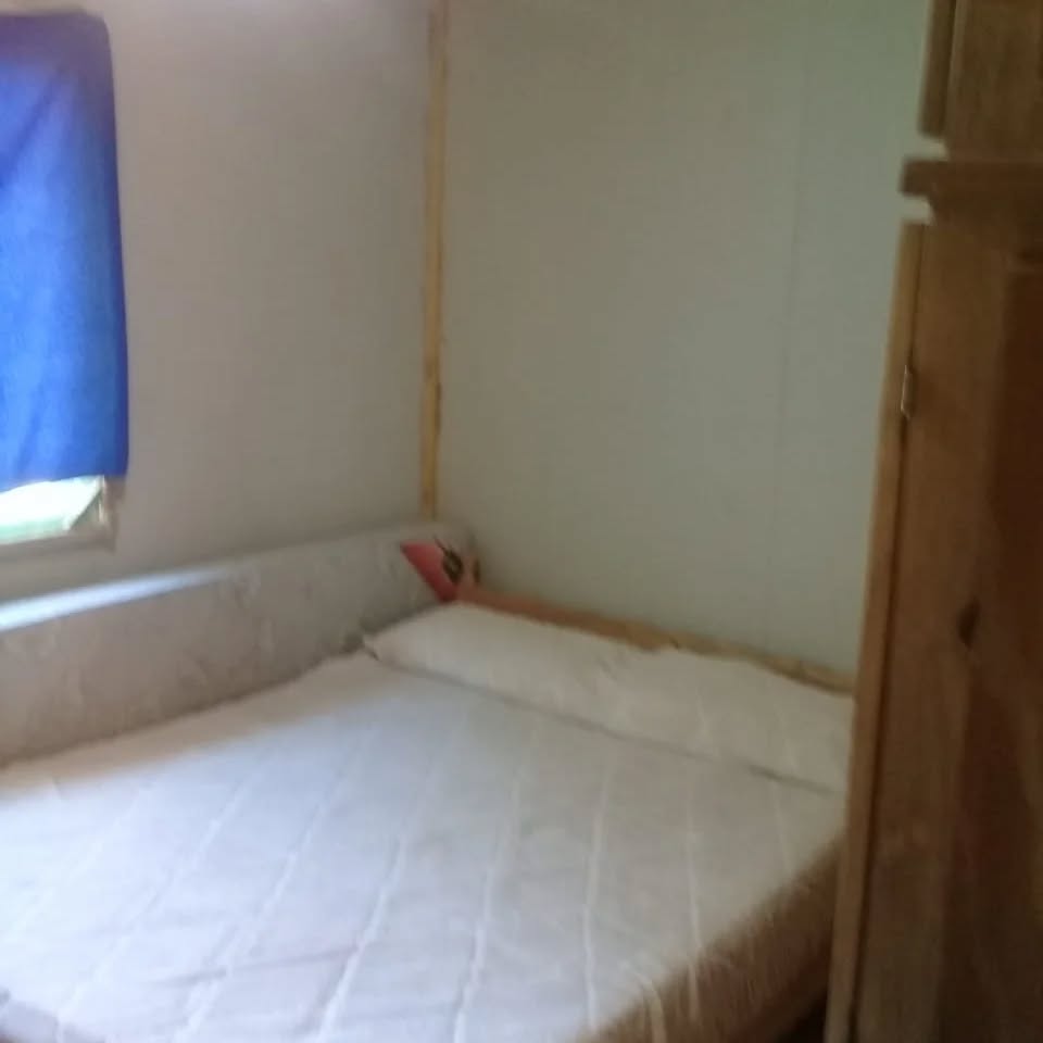 VENTA CASA PREMOLDEADA- TERRENO 1200 M2-CHARBONIER-CORDOBA