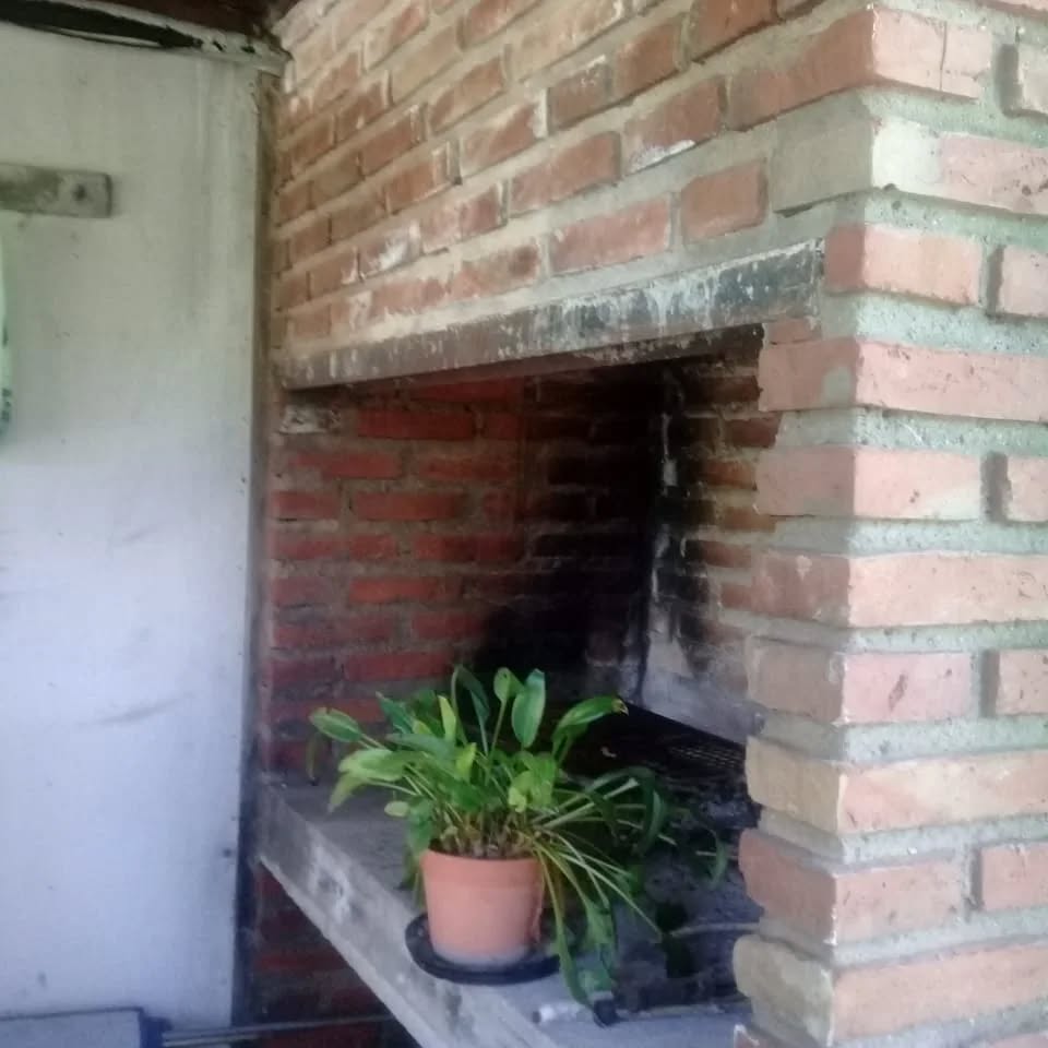 VENTA CASA PREMOLDEADA- TERRENO 1200 M2-CHARBONIER-CORDOBA