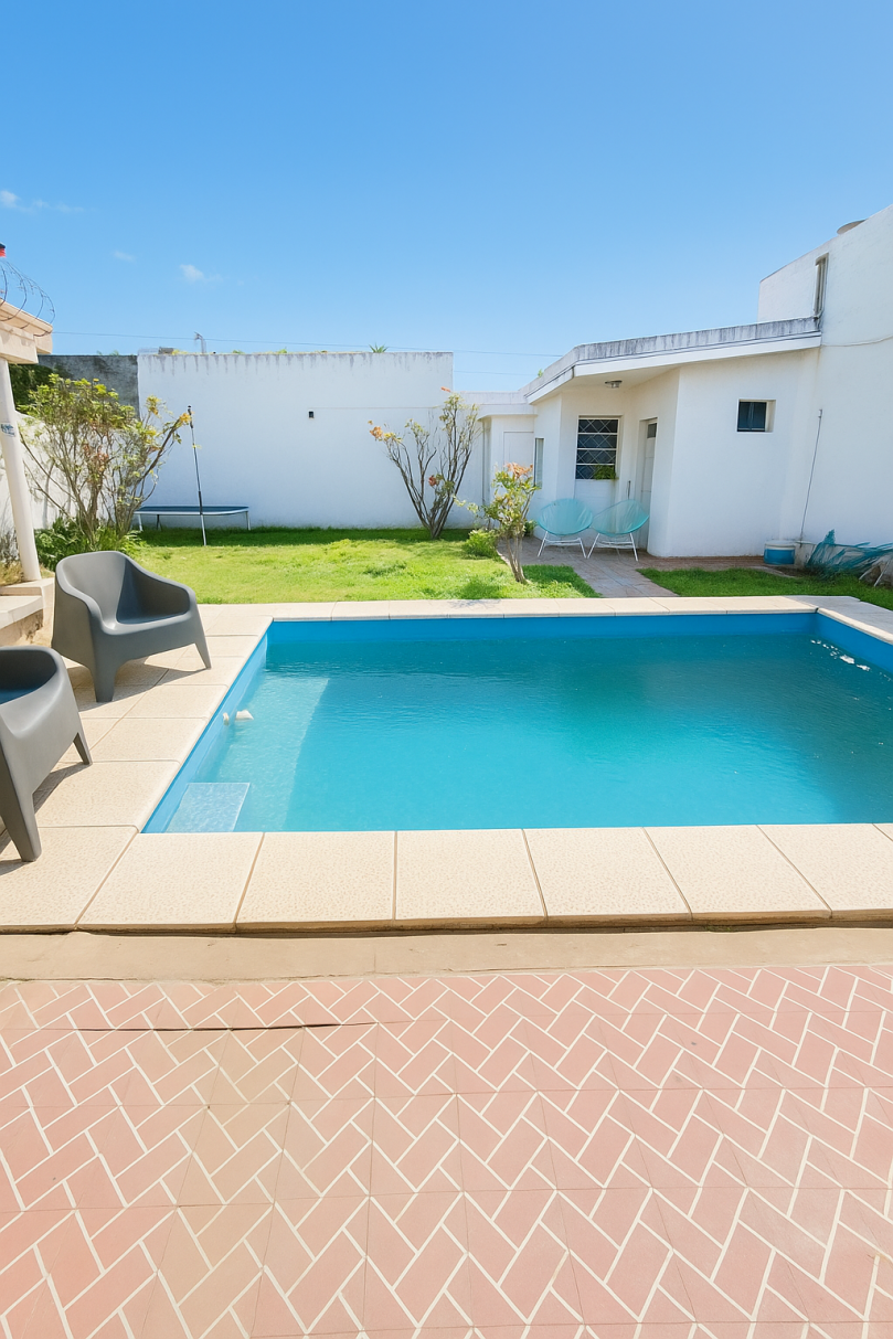 VENTA CASA 3 DORM. CON PATIO Y PISCINA B COLÓN CÓRDOBA