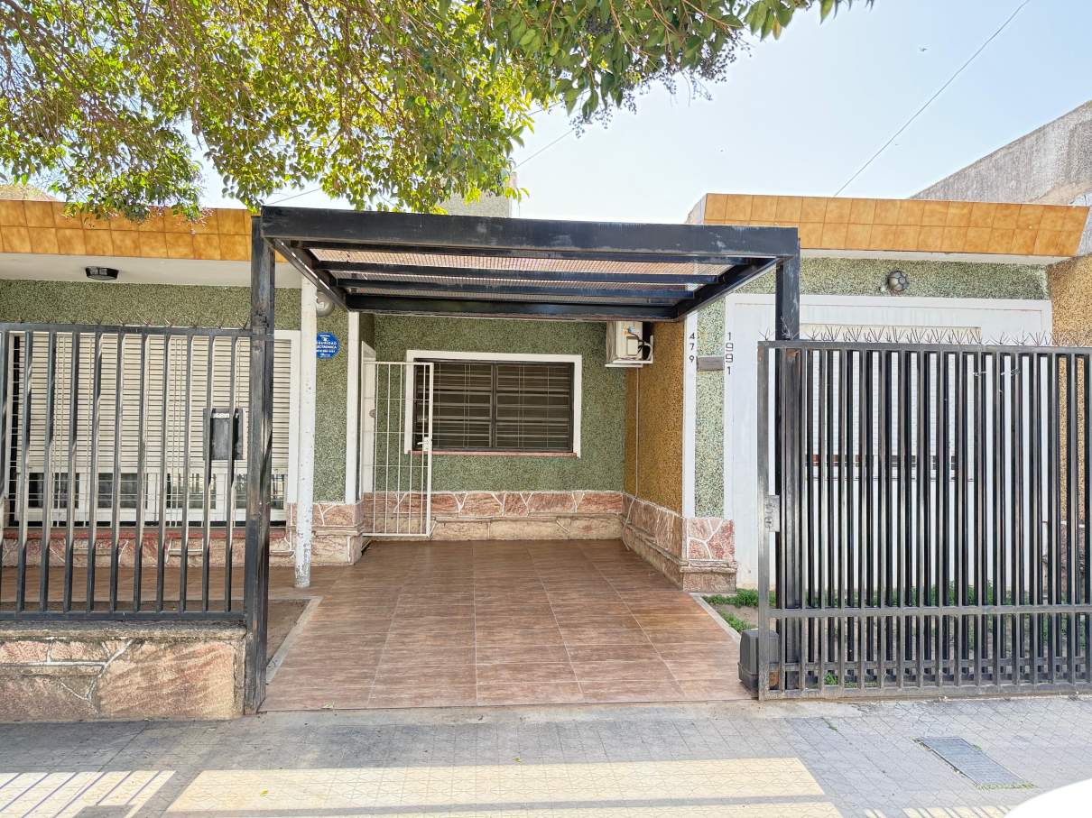 VENTA CASA 3 DORM. CON PATIO Y PISCINA B COLÓN CÓRDOBA