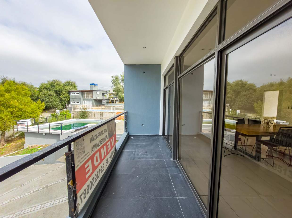 VENTA CASA ESTRENAR 3 DORM. B BALCONES PLAYA ORO