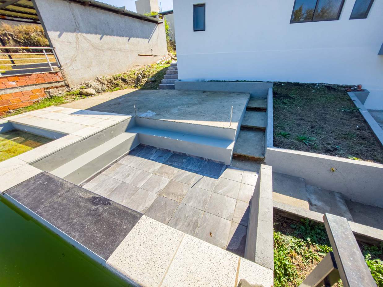 VENTA CASA ESTRENAR 3 DORM. B BALCONES PLAYA ORO