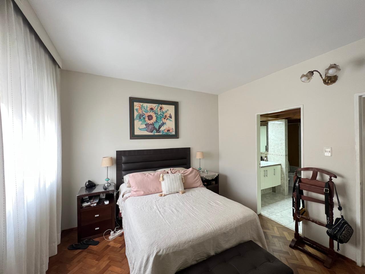 PISO EN VENTA BARRIO CENTRO CON COCHERA- APPTO CREDITO BANCOR.
