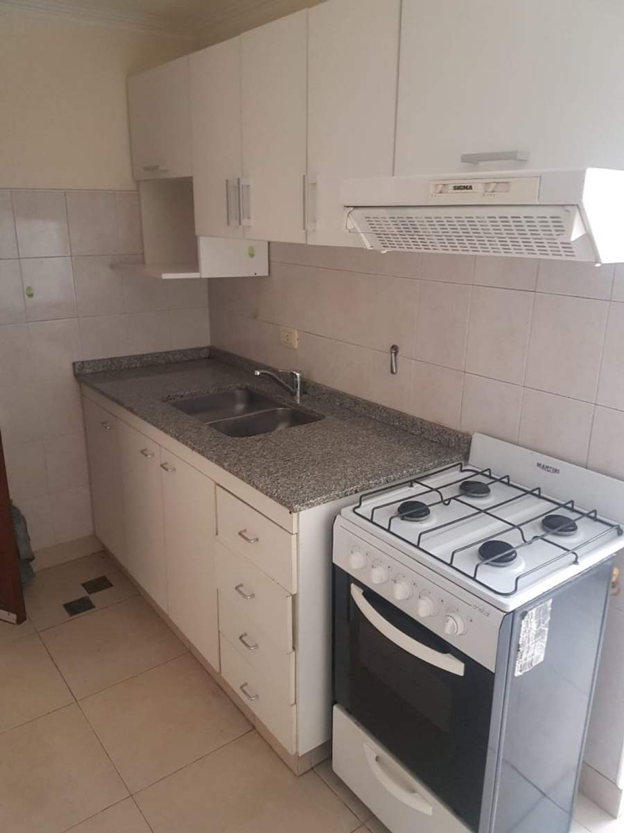 Alquilo dpto 1 dorm. Alta Córdoba.