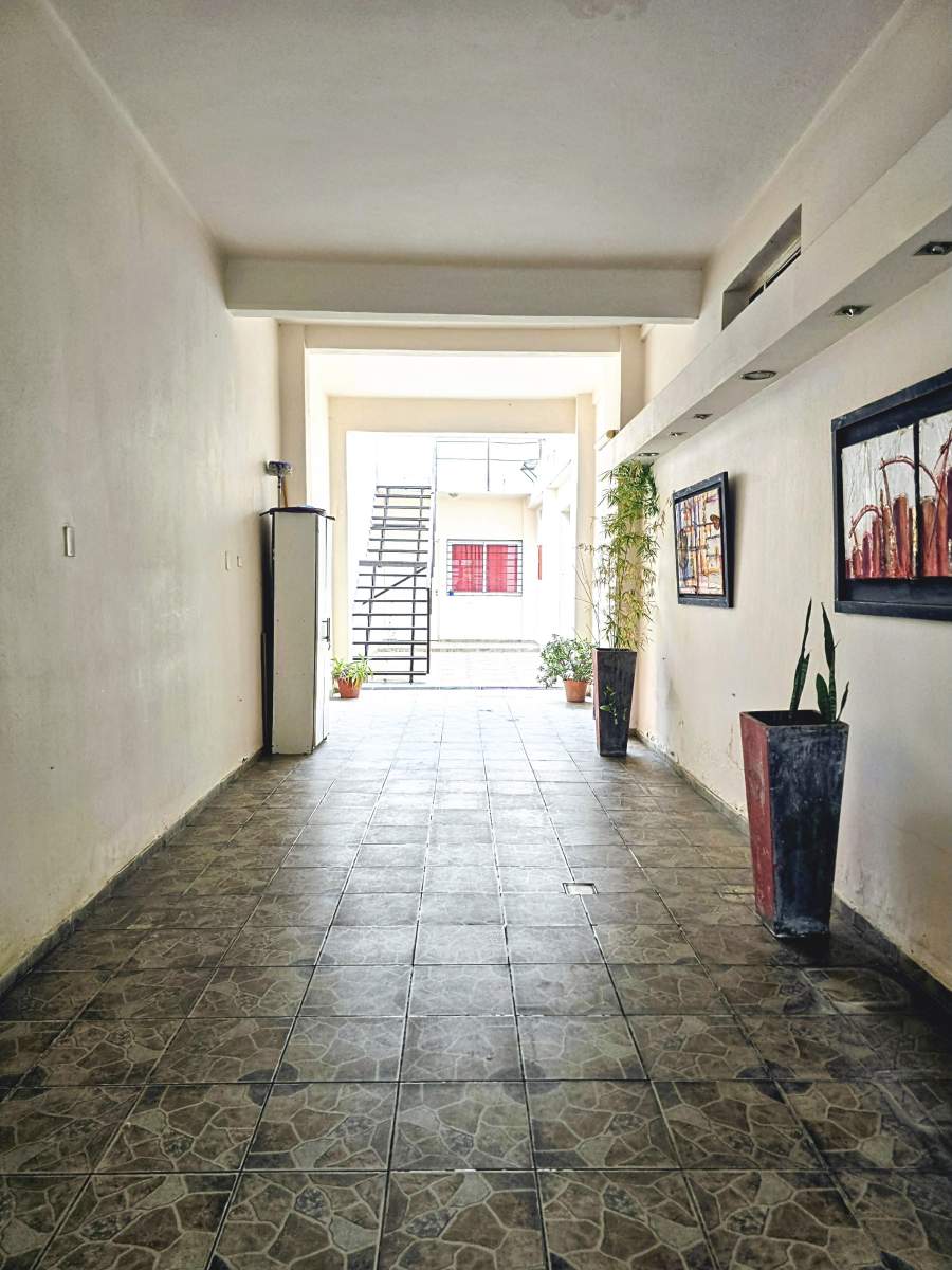 Venta de departamento de 1 dormitorio B Yapeyú al límite con B Gral.Paz