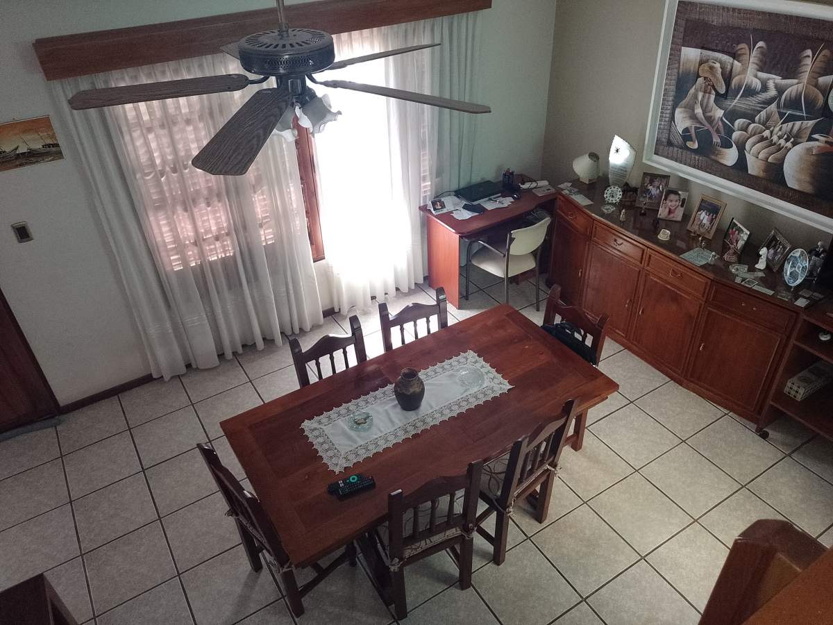 VENTA CASA 3 DORMITORIOS B DEÁN FUNES CÓRDOBA