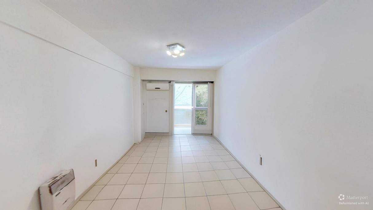 VENDO Departamento de 2 dormitorios frente con balcon, Rondeau entre Parana y Balcarce