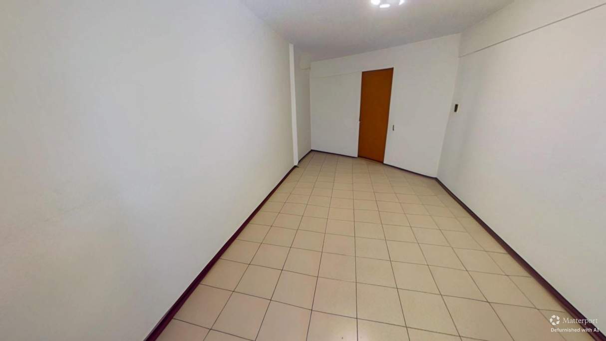 VENDO Departamento de 2 dormitorios frente con balcon, Rondeau entre Parana y Balcarce