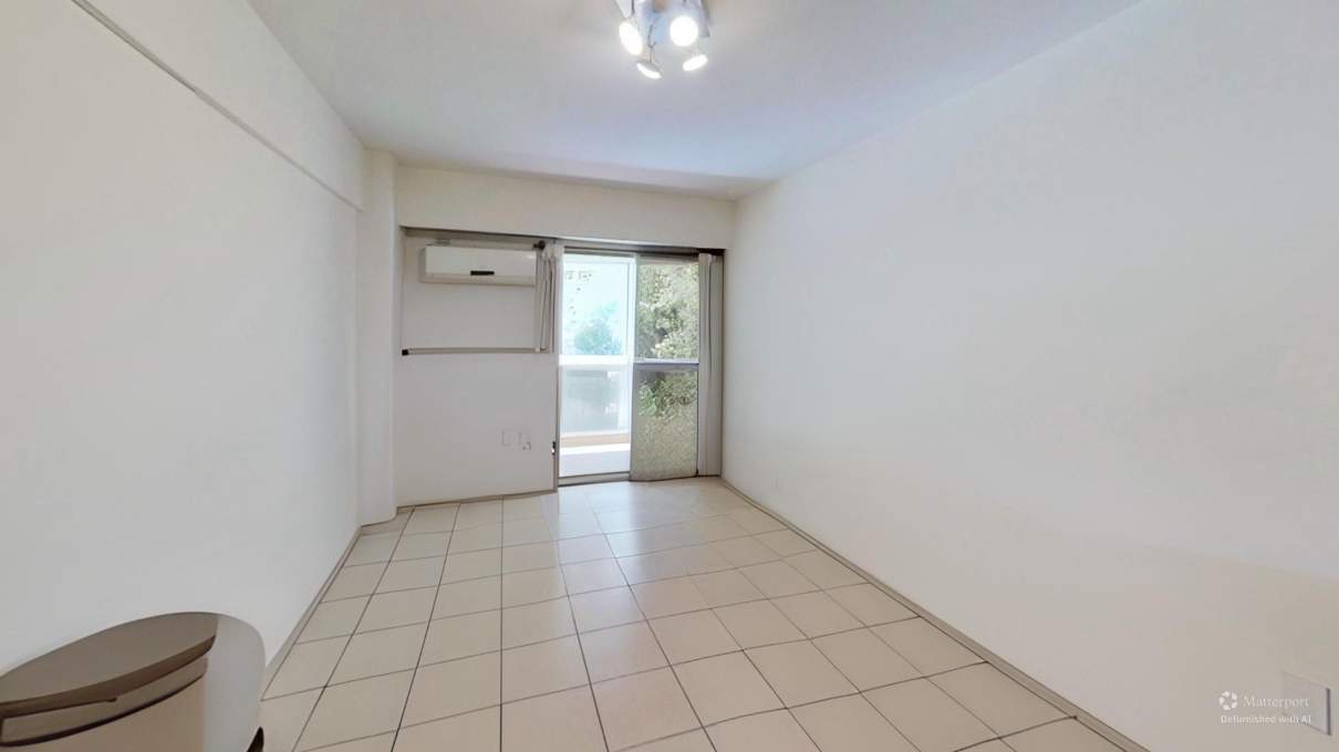 VENDO Departamento de 2 dormitorios frente con balcon, Rondeau entre Parana y Balcarce