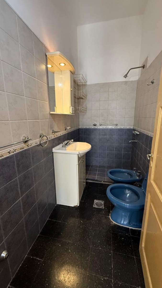 Casa en venta de 3 dormitorios en Alto Alberdi - Con renta