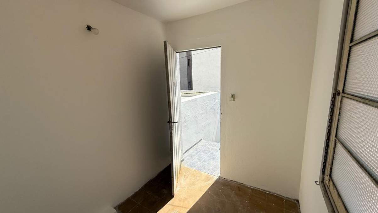 Casa en venta de 3 dormitorios en Alto Alberdi - Con renta