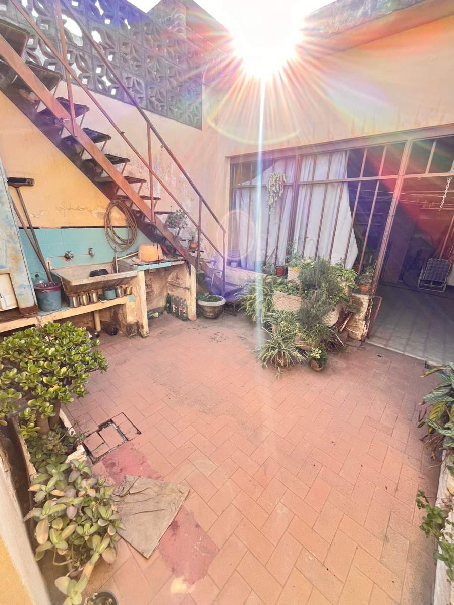 VENTA CASA CON POTENCIAL DE INVERSION - 3 DORM - VILLA AZALAIS