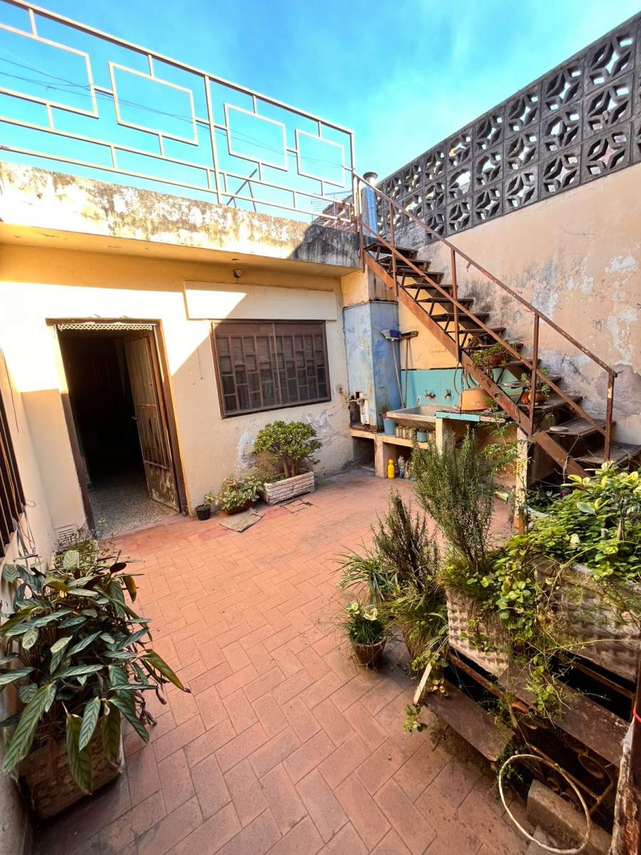 VENTA CASA CON POTENCIAL DE INVERSION - 3 DORM - VILLA AZALAIS