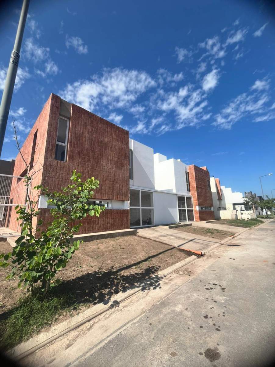 YA VISTE LO QUE ES ESTE DUPLEX PARA VIVIR?  - VENTA EN LOMAS DE MANANTIALES