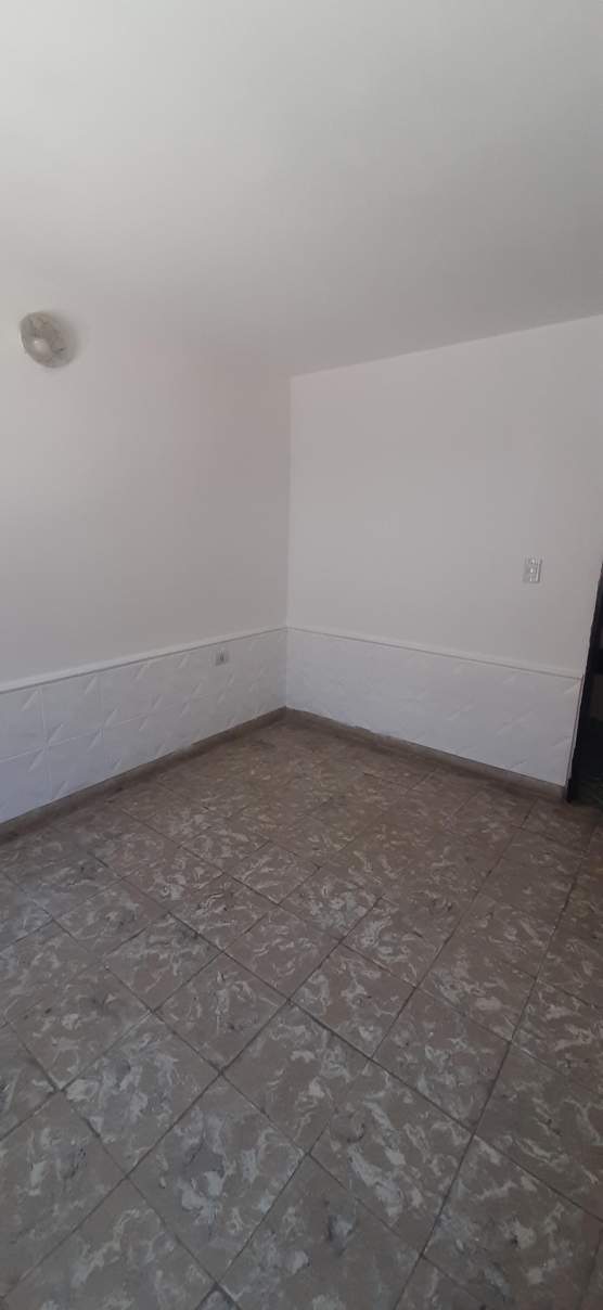 VENTA CASA CON PATIO GRANDE Y QUINCHO -  RESIDENCIAL SANTA ROSA