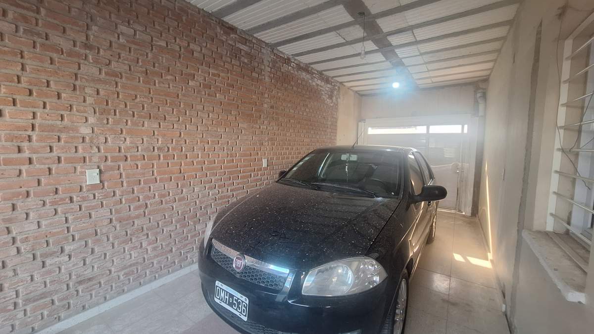 Venta  Casa en Universitarios de Horizonte 2 Dorm