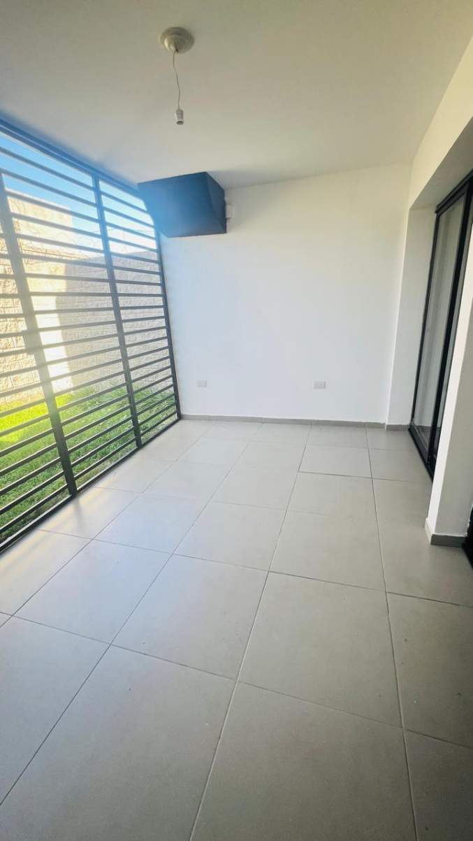 ALQUILER DUPLEX  3 DORMITORIOS EN LOMAS DEL CHATEAU!