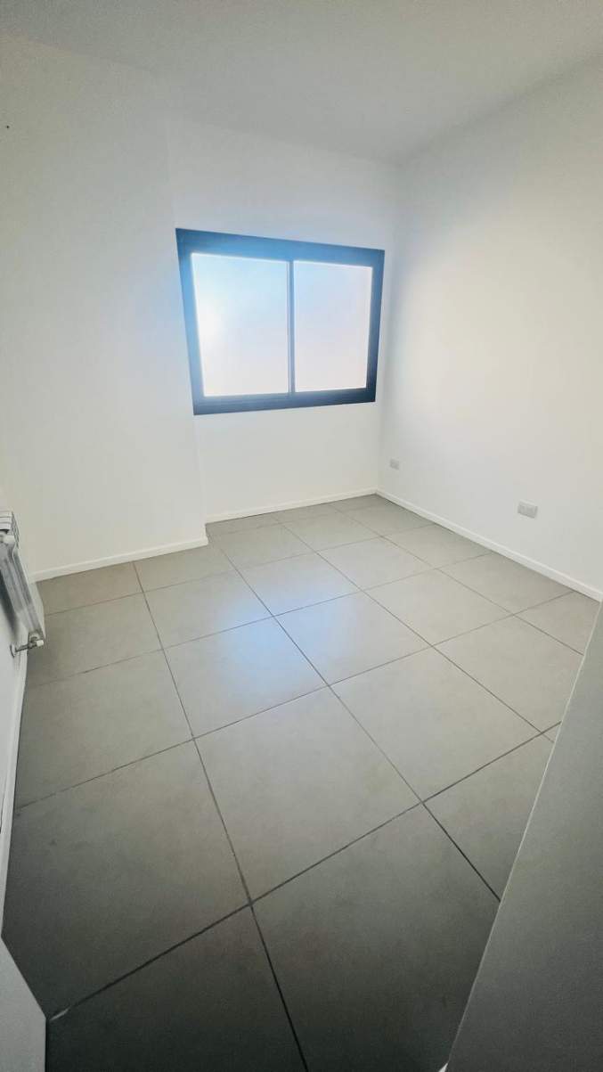 ALQUILER DUPLEX  3 DORMITORIOS EN LOMAS DEL CHATEAU!