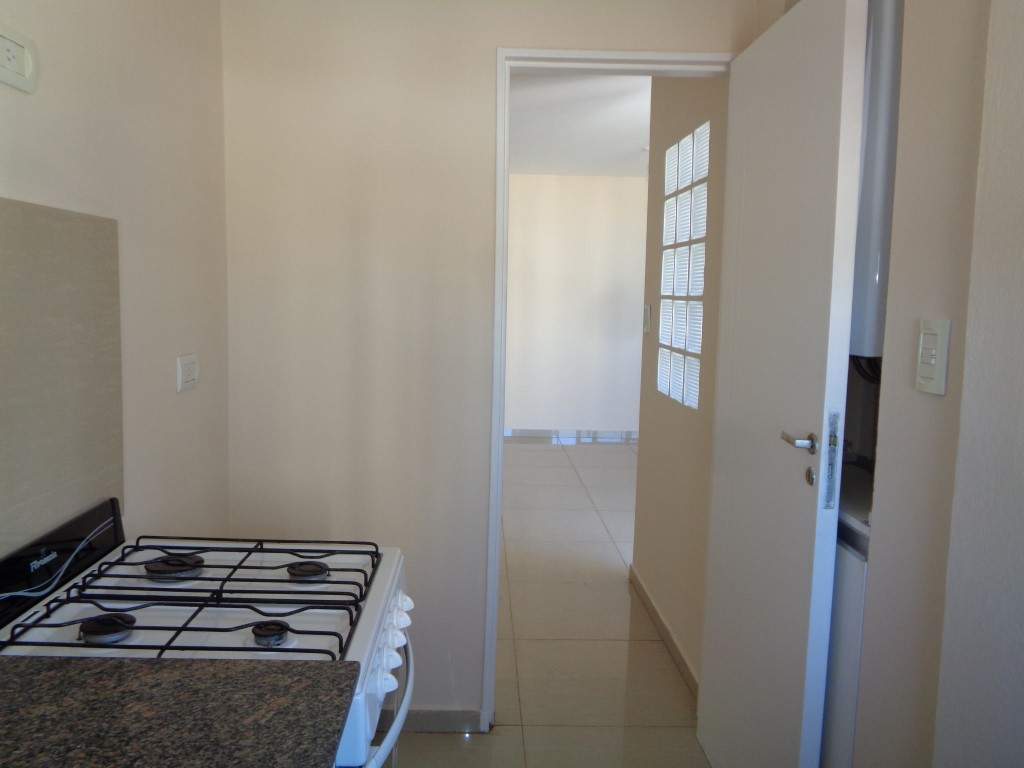 Barrio General Paz - Departamento de Categoría de 1 Dormitorio, Amplio y Luminoso con Balcón y Terraza Amplia con 2 Asadores