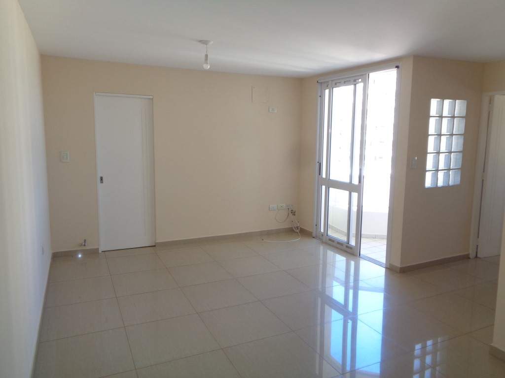 Barrio General Paz - Departamento de Categoría de 1 Dormitorio, Amplio y Luminoso con Balcón y Terraza Amplia con 2 Asadores