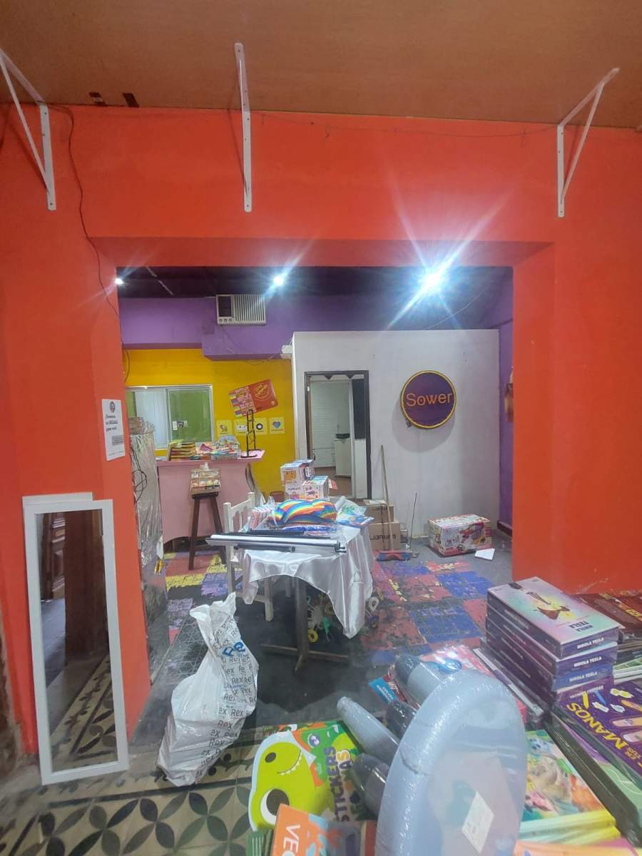 Local Comercial - ALQUILER (Cnel. Pringles al 100)