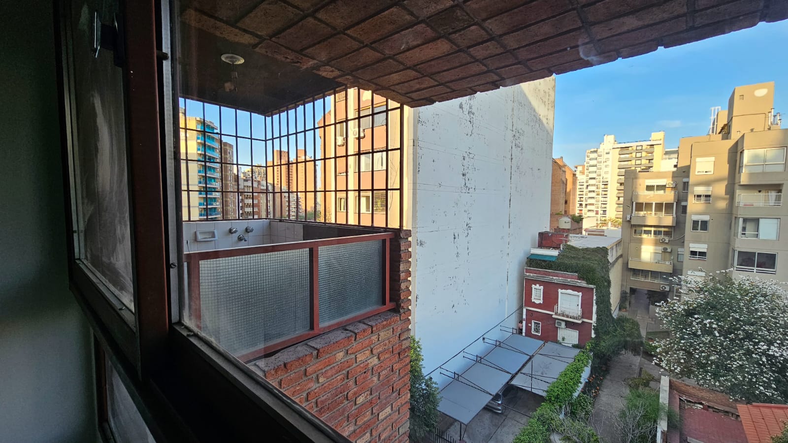 VENDO departamentos de un dormitorio Nueva Córdoba (Buenos Aires esq. Ambrosio Olmos) RENTA GARANTIZADA