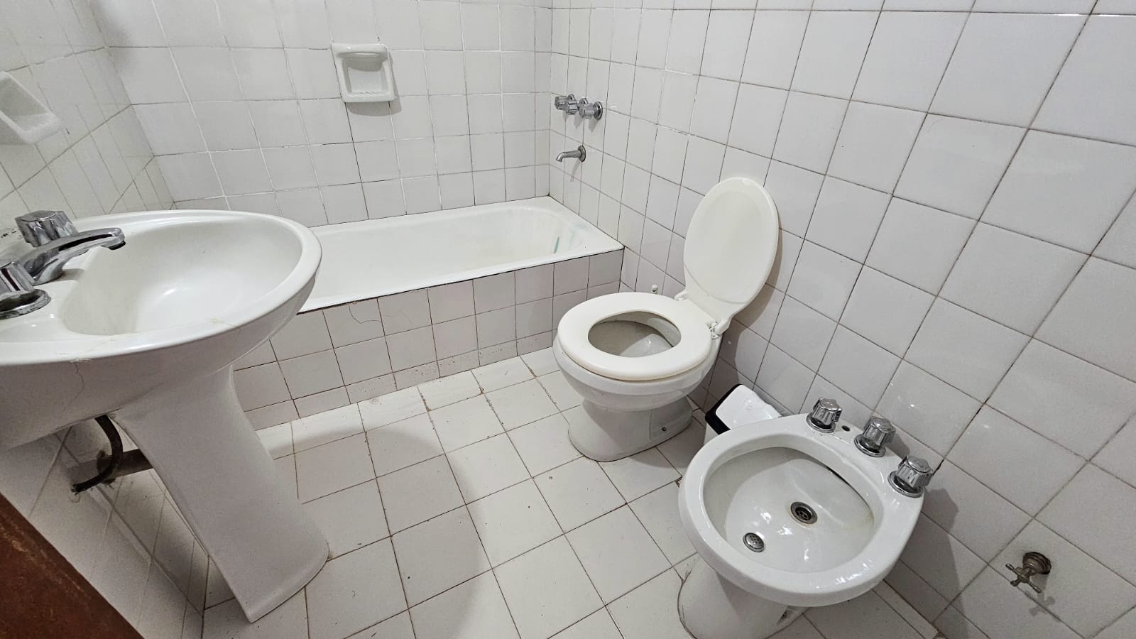 VENDO departamentos de un dormitorio Nueva Córdoba (Buenos Aires esq. Ambrosio Olmos) RENTA GARANTIZADA